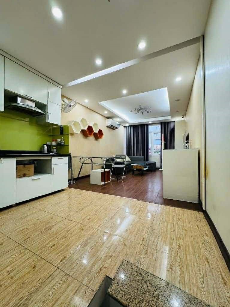 NHÀ PHỐ LƯƠNG ĐỊNH CỦA 5 TẦNG_NGÕ Ô TÔ THÔNG_KINH DOANH ĐỈNH_hơn 9 tỷ